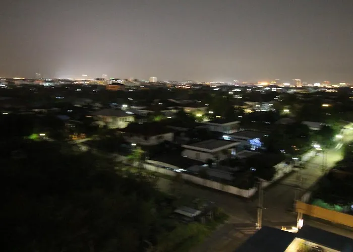 Aparthotel Lee Place Phatthanakan