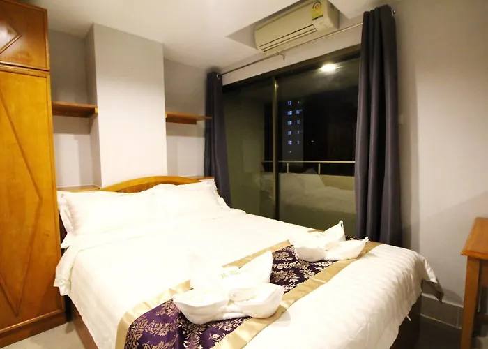 Lee Place Phatthanakan Bangkok