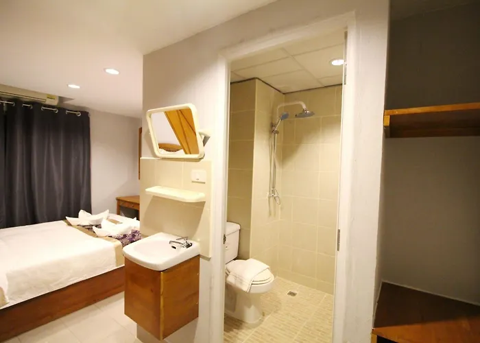 Lee Place Phatthanakan Bangkok