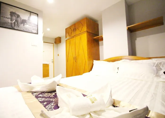 Lee Place Phatthanakan 2* Bangkok